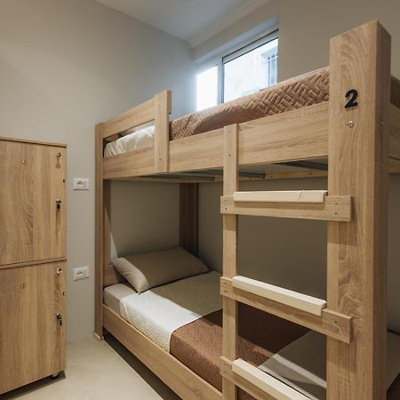 Gm Tirana Hostel Экстерьер фото