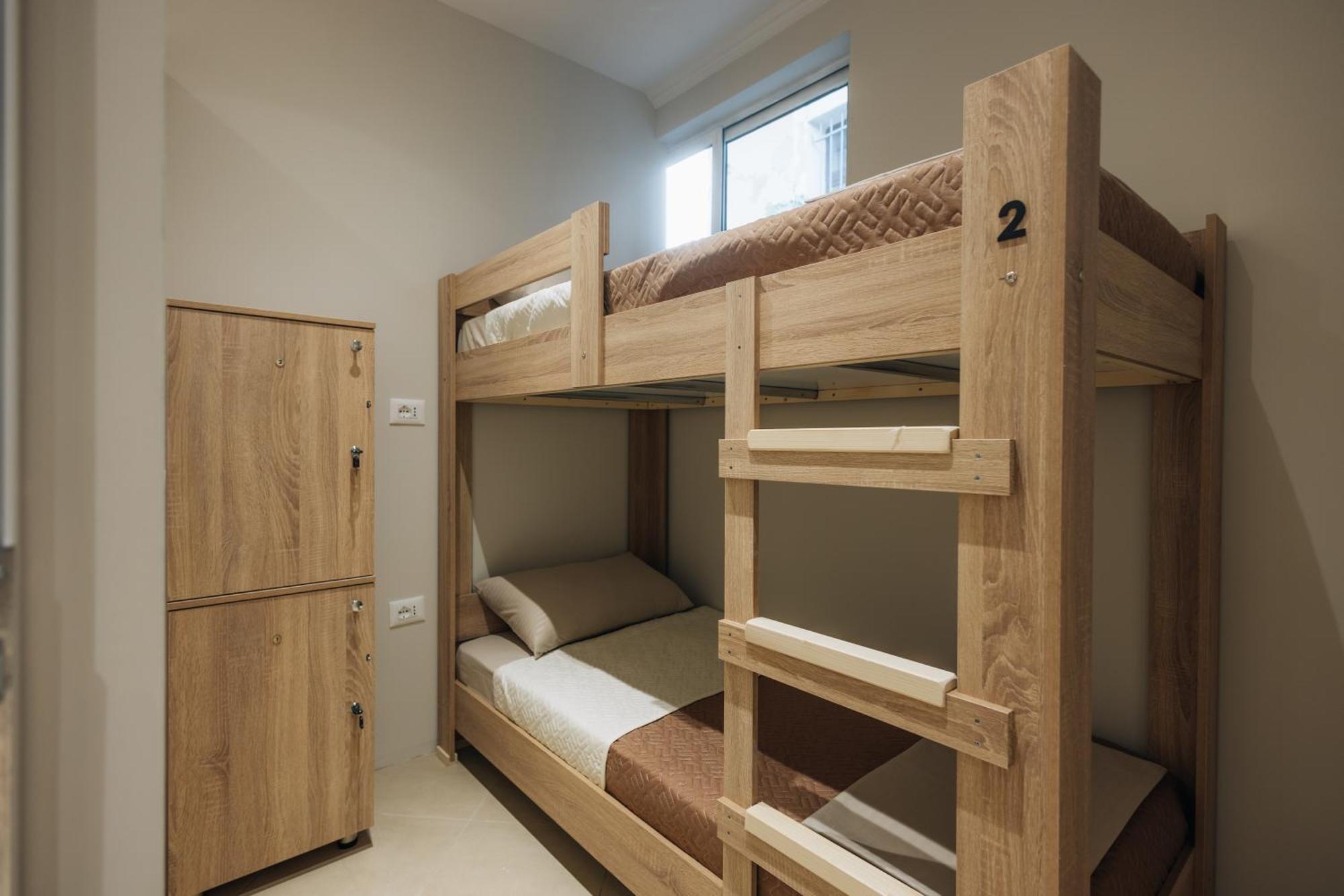 Gm Tirana Hostel Экстерьер фото