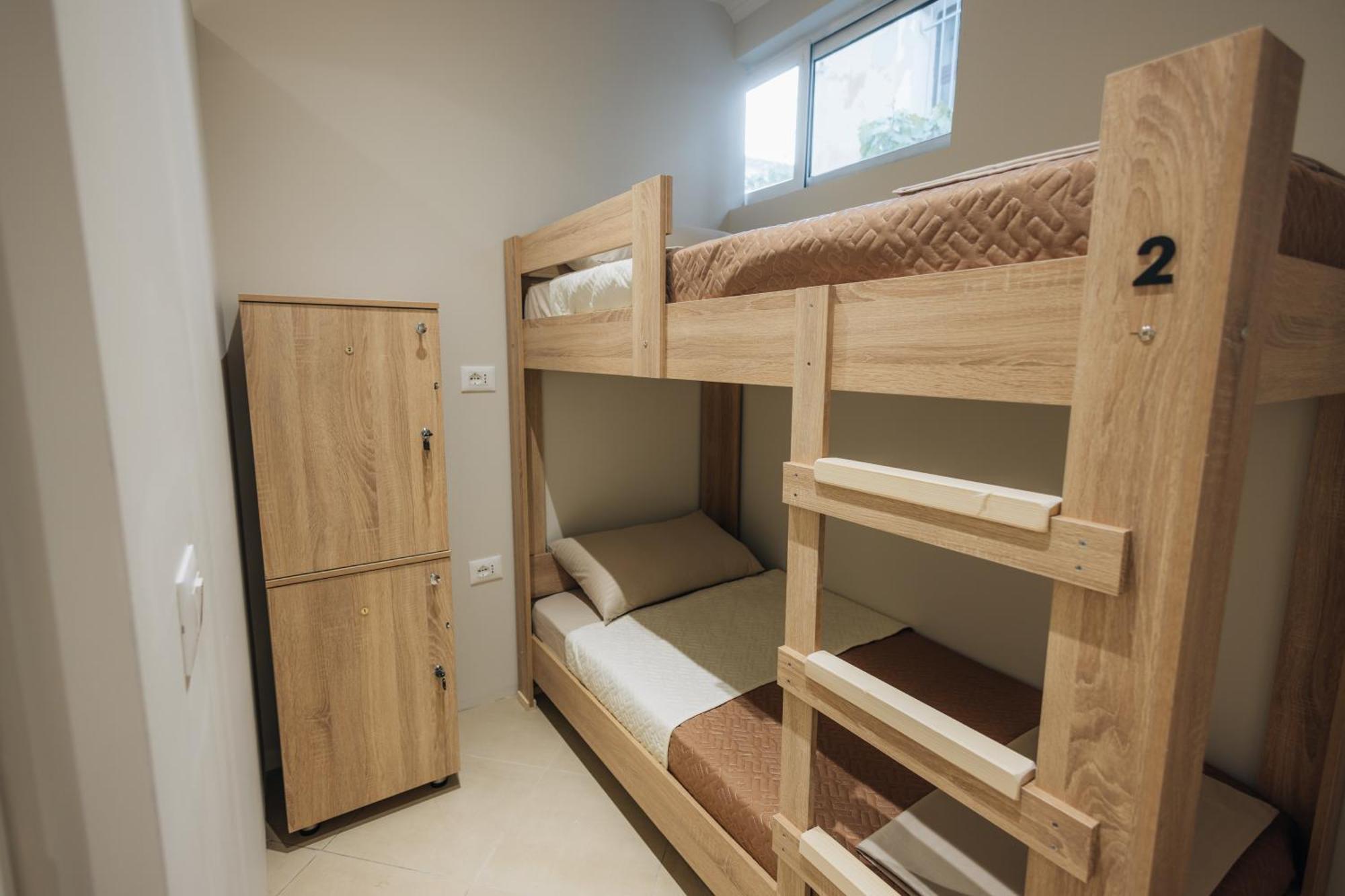 Gm Tirana Hostel Экстерьер фото