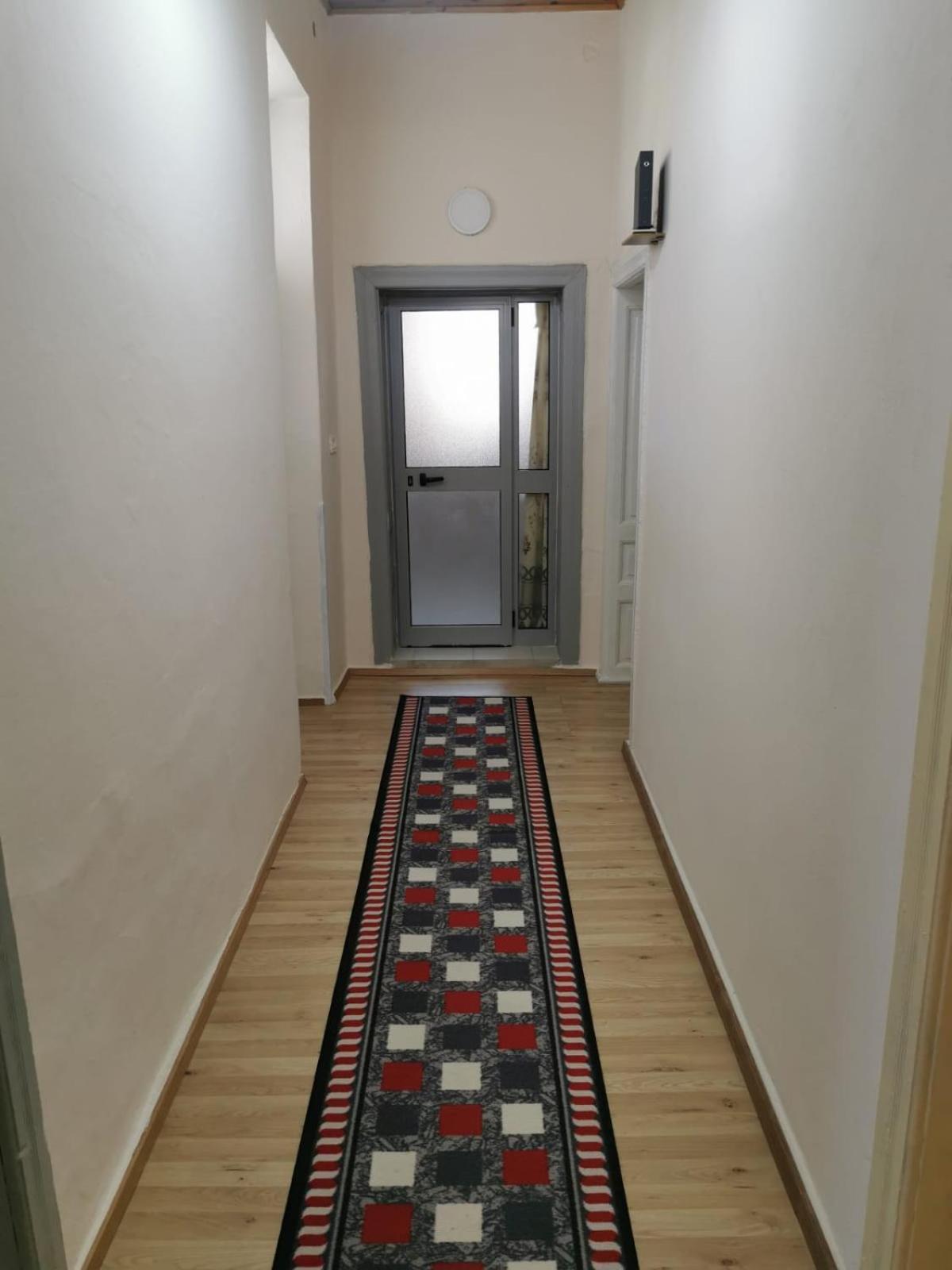 Gm Tirana Hostel Экстерьер фото