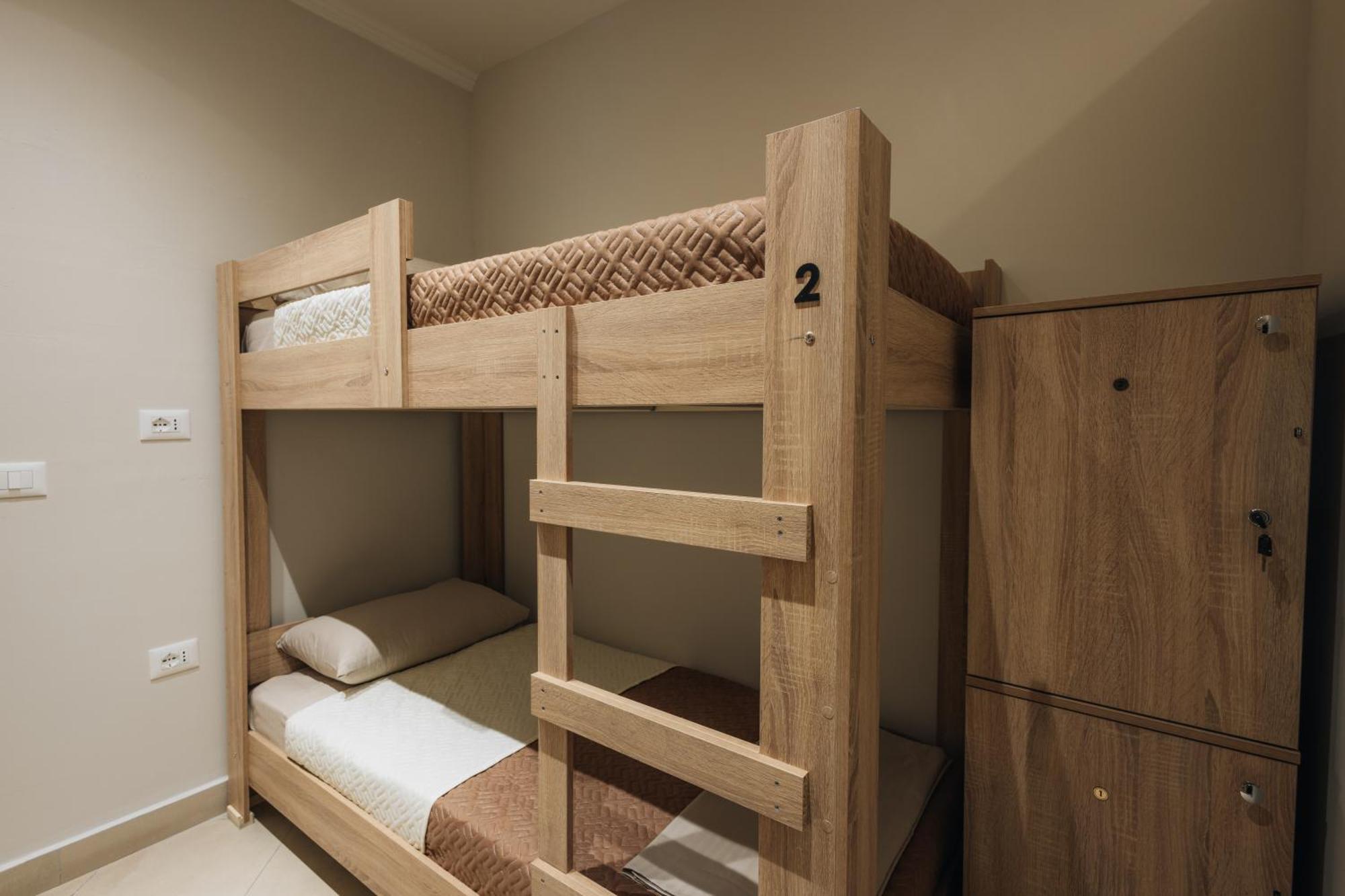 Gm Tirana Hostel Экстерьер фото